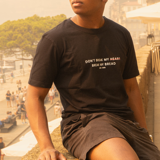 T-shirt Preta - Tamanho M
